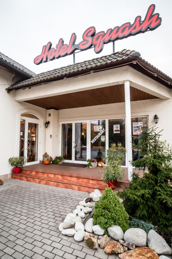 Hotel Squash Centrum Prievidza Exterior photo