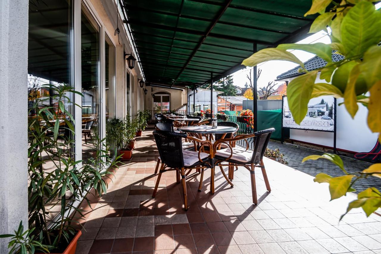 Hotel Squash Centrum Prievidza Exterior photo