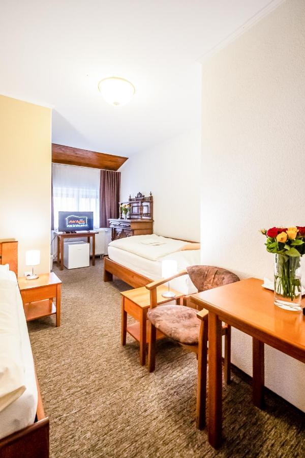 Hotel Squash Centrum Prievidza Exterior photo